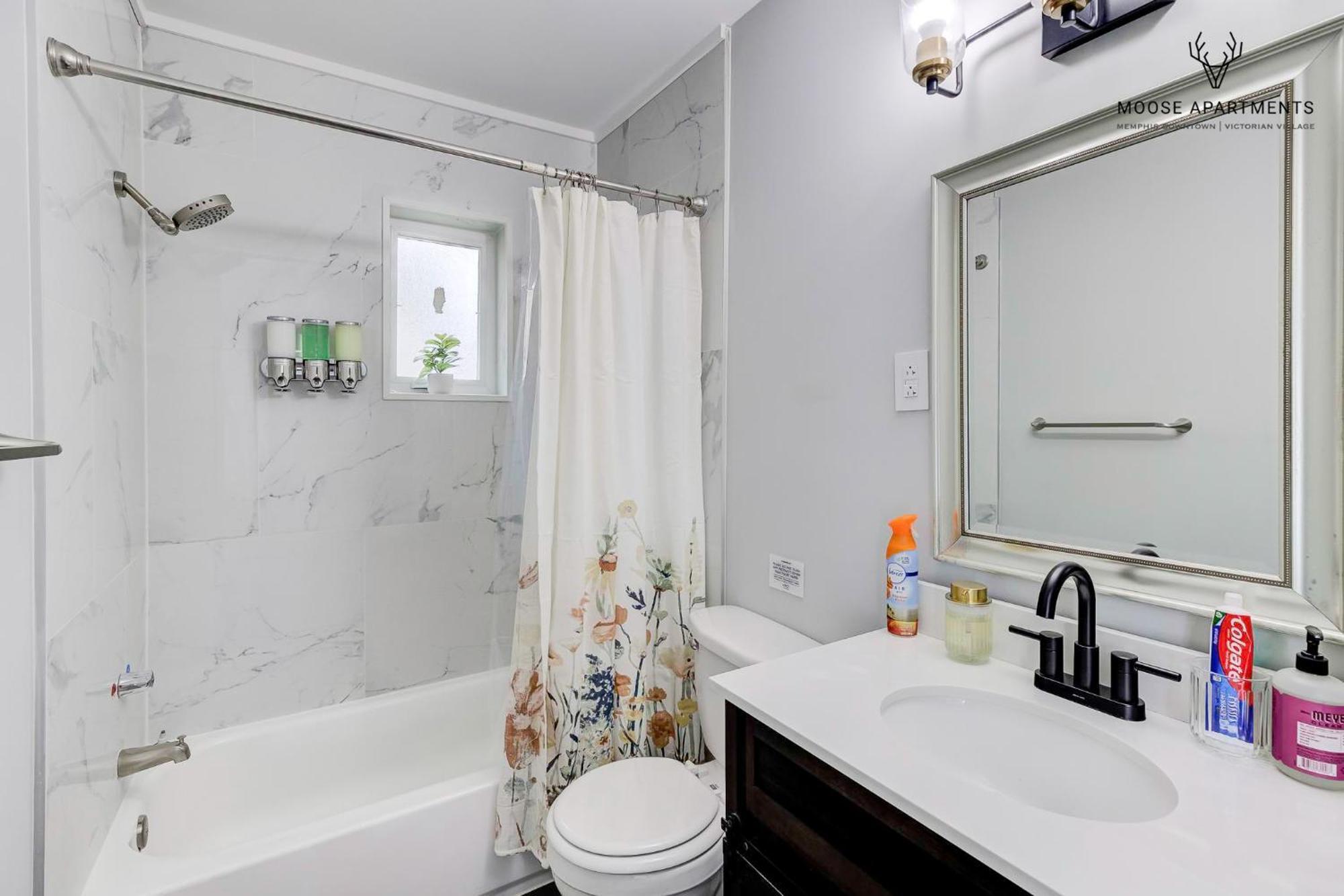 The Moose #9 - Brand New Luxe Modern Loft With Free Parking, King Bed & Fast Wifi Apartamento Memphis Exterior foto
