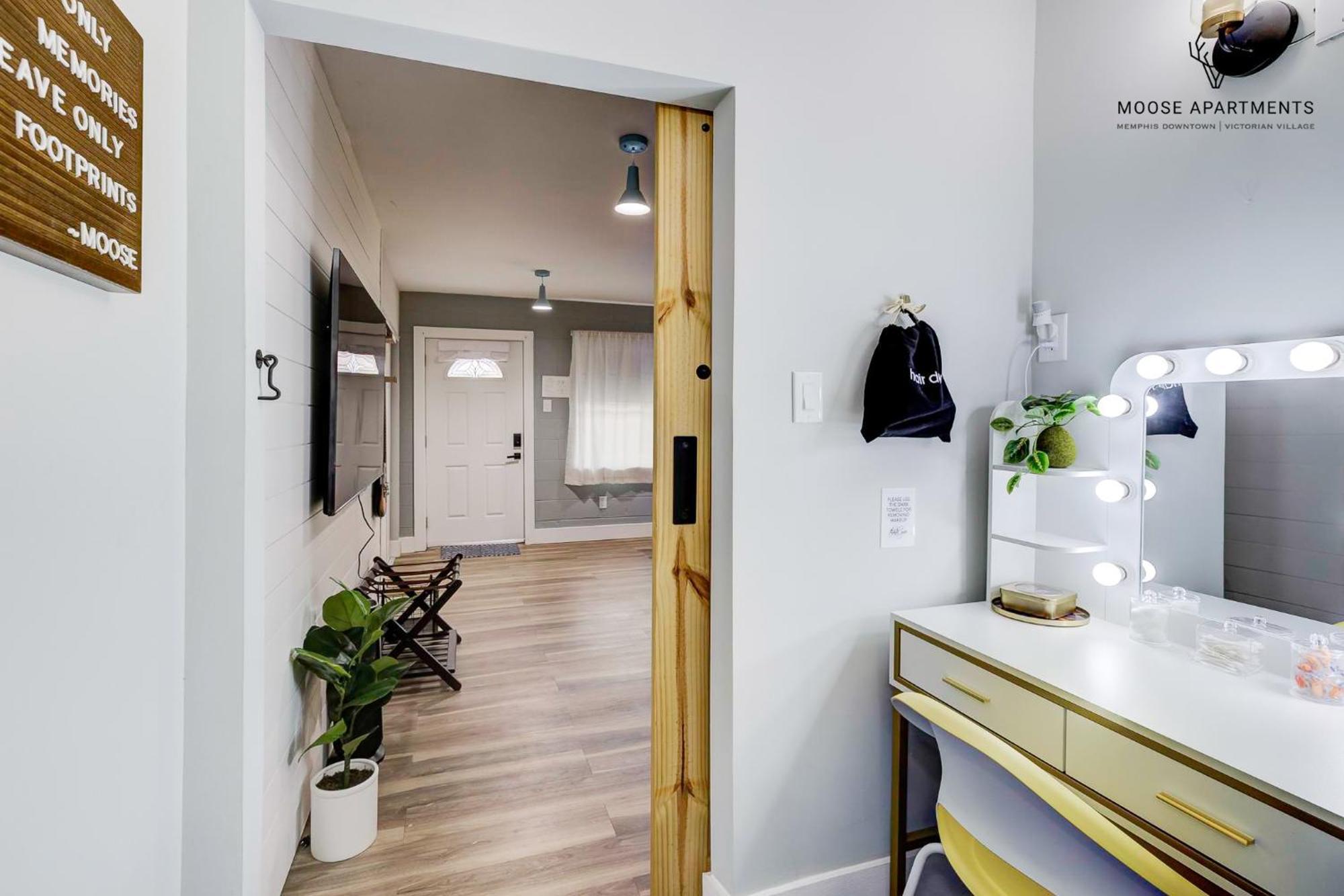 The Moose #9 - Brand New Luxe Modern Loft With Free Parking, King Bed & Fast Wifi Apartamento Memphis Exterior foto